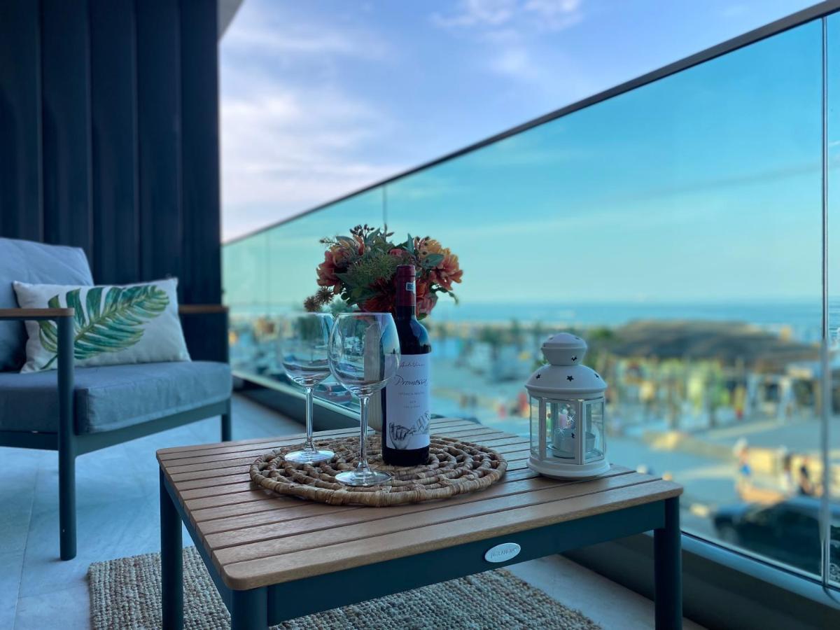 Apartament Royal Sea View Design Promenada 3 Năvodari Zewnętrze zdjęcie